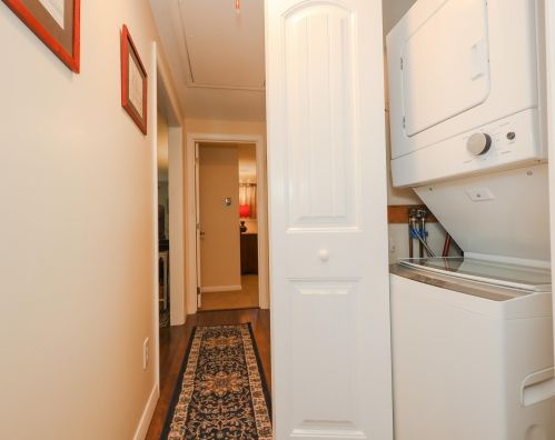 19 Amoskeag Rd, Concord NH 03301-4641 exterior