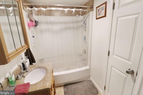 711 Seneca St, Primrose PA  17901-1644 exterior