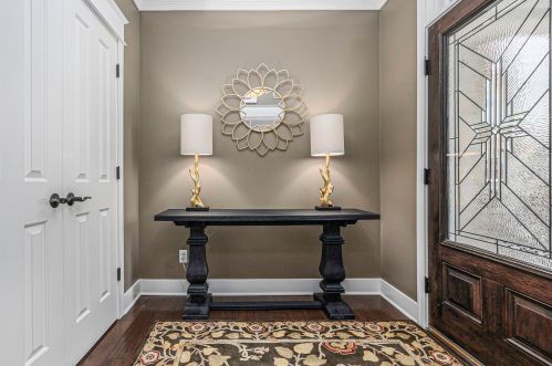 268 Clay Ave, Meskegon MI 49440-1202 exterior