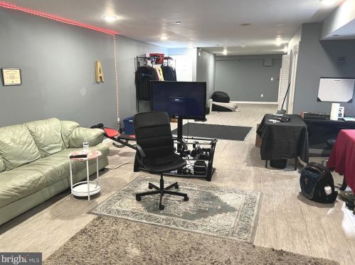 1306 Carlisle St, Philadelphia PA 19132-4505 exterior