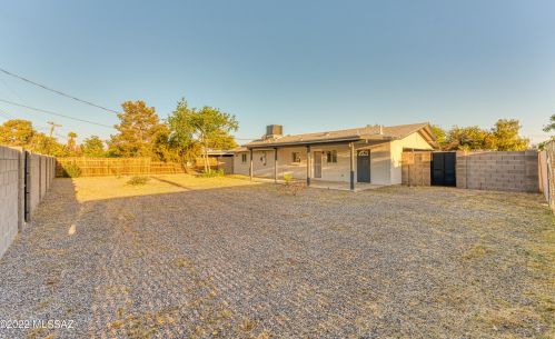 6409 Calle Cappela, Tucson AZ 85710-5607 exterior