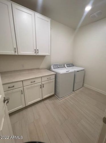 25428 19th Dr, Phoenix AZ  85085-5380 exterior