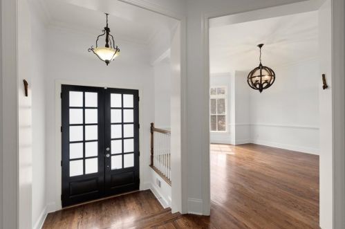 673 Lockton Pl, Atlanta, GA 30342-5044