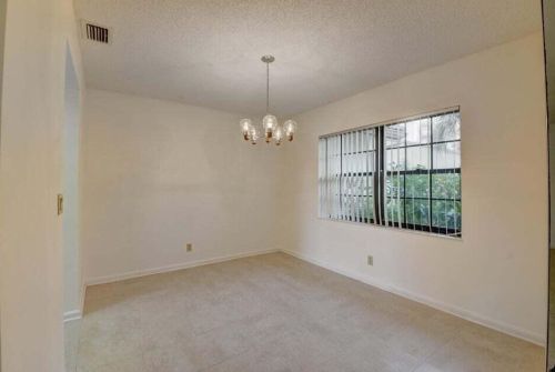 5655 Parkwalk Cir, Boynton Beach FL 33472-2314 exterior