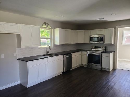 2830 Stafford Dr, Denison TX  75020-5631 exterior