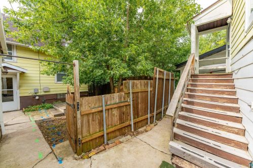 35 White St, Ely MN 55731-1248 exterior