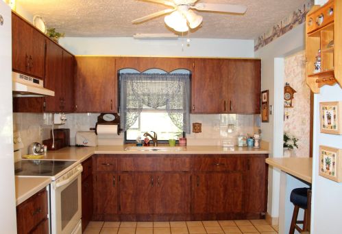 372 Carter Ave, Fort Pierce FL 34983-2998 exterior