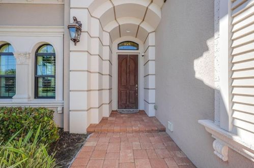 6517 Roma Way, Naples FL 34113-1721 exterior