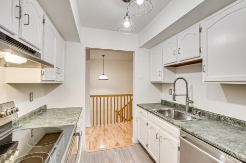 30 Prospect St, Metuchen NJ 08840-2270 exterior