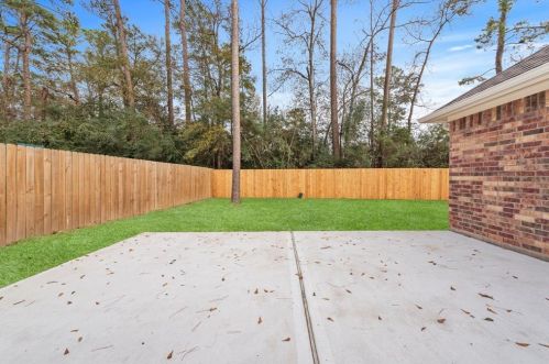 3034 Fitzgerald Dr, Montgomery TX 77356-8950 exterior