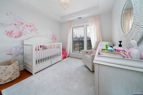 53 Eton Row, Union City NJ 07086 exterior