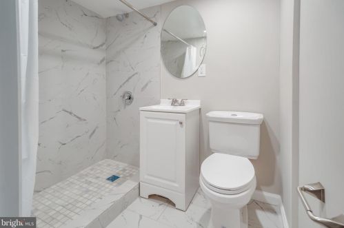 4226 Gault Pl, Washington DC 20019-8005 exterior