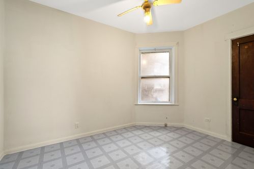 637 Monticello Ave, Chicago IL 60647-3624 exterior