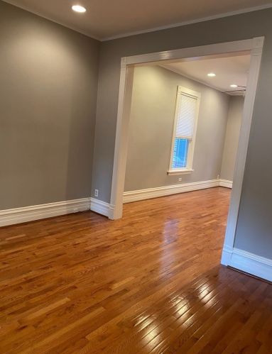 2043 Montrose Ave, Chicago IL  60618-1713 exterior