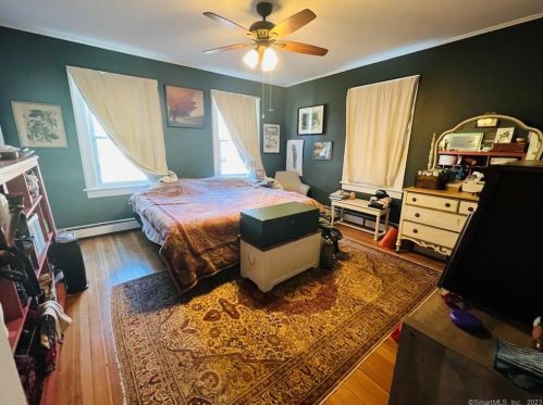 294 Broad St, Killingly CT 06239-3604 exterior