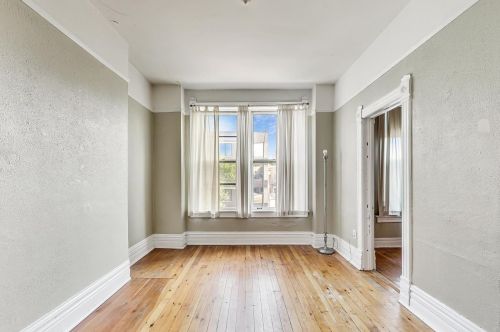 2324 Armitage Ave, Chicago IL 60647-4342 exterior