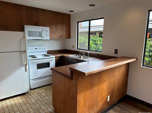 1252 Kinau St, Honolulu, HI 96814-1219