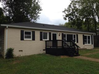 5909 Pinelawn Dr, Chattanooga, TN 37421-3506