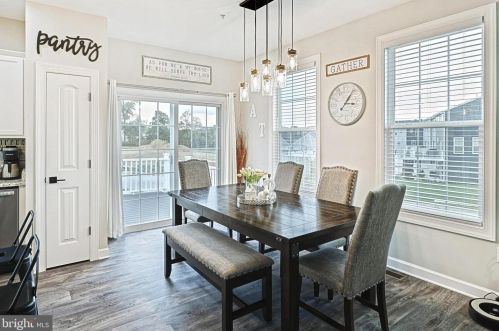 144 Overlook Dr, Hanover PA 17331-9136 exterior