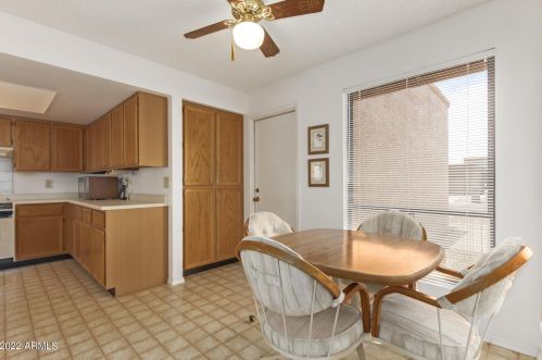 9702 Foster Ave, Chandler AZ 85248-6615 exterior