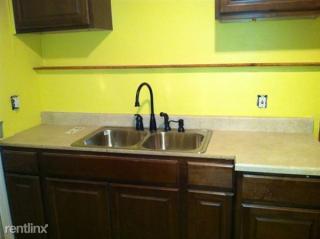 6394 Warwick St, Detroit MI  48228-3937 exterior