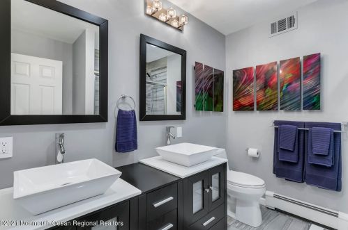 7 Gdn Way, Locust NJ 07760-2213 exterior