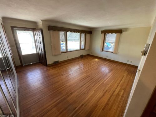 157 20 Ave, South Saint Paul MN 55075-1502 exterior