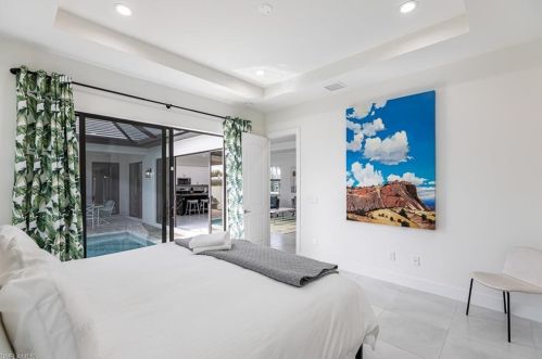 803 106 Ave, Naples FL 34108-1846 exterior