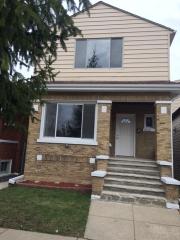 3636 61st St, Chicago, IL 60629-3922