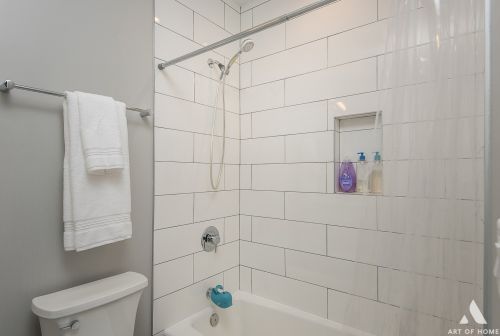 3848 Wolcott Ave, Chicago IL 60636-1636 exterior