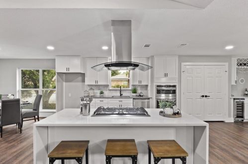 11032 Carissa Dr, Dallas TX  75218-1366 exterior