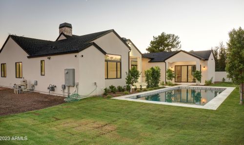 3942 Elm St, Phoenix AZ  85018-3616 exterior