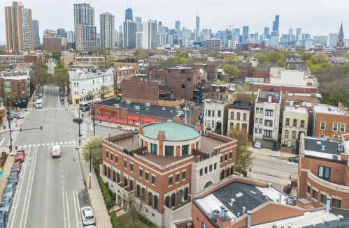 2014 Lincoln Ave, Chicago IL 60614-4598 exterior