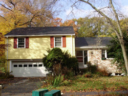 80 Cragmore Rd, Newton, MA 02464-1021