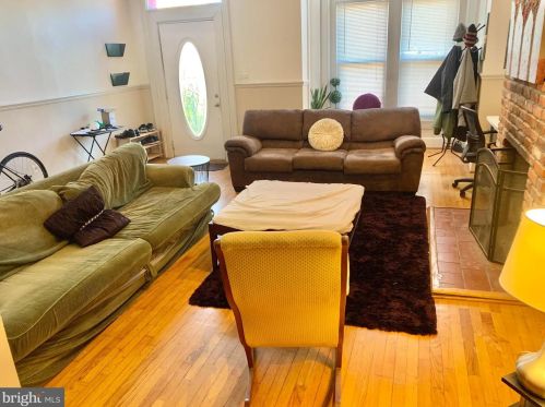 824 7th St, Washington, DC 20002-3610