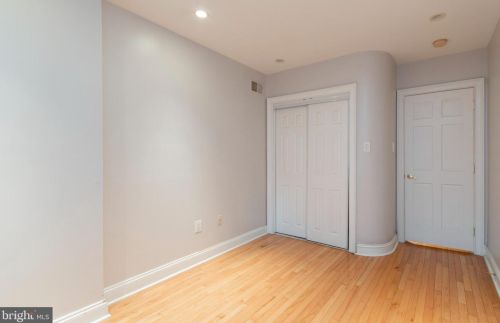 2639 Hicks St, Philadelphia PA 19145-4621 exterior