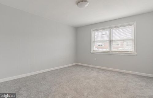 321 Mulberry St, Darby PA 19023-1718 exterior