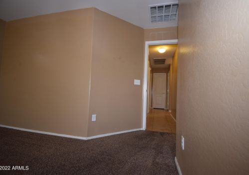 1512 Burgess Ln, Phoenix AZ 85042-5379 exterior