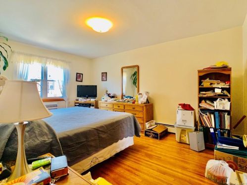 1835 Mayflower Ave, Bronx NY 10461-4007 exterior