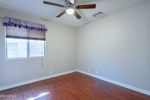 12245 41st Ave, Phoenix AZ 85029-2947 exterior