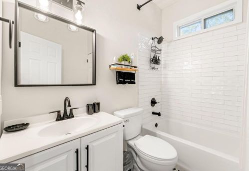 1714 Connally Dr, Atlanta GA  30344-2519 exterior