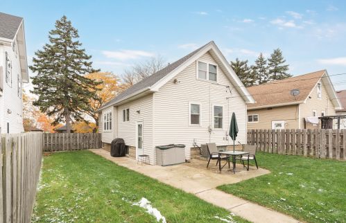 3018 93rd St, Milwaukee WI  53227-3608 exterior