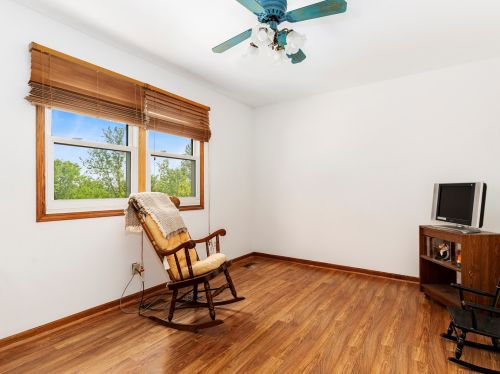 2333 Hess Dr, Joliet IL 60403-1870 exterior