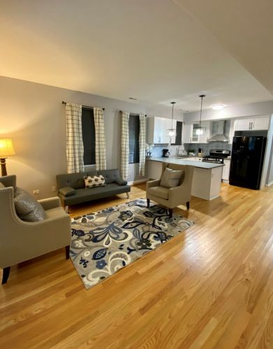 1450 Talman Ave, Chicago IL 60625-2823 exterior