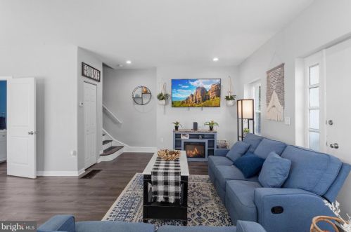 111 Pacific Ave, Camden NJ 08108-1012 exterior