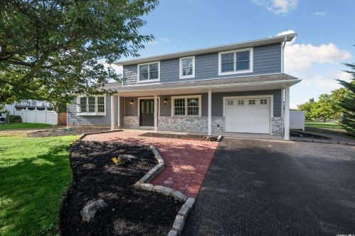 35 Bethal Ln, Commack NY  11725-1003 exterior