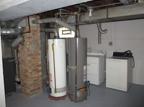 11138 Avenue, Chicago IL  60617-6943 exterior