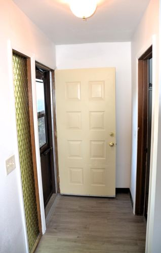 6267 Prt Ave, Milwaukee WI 53223-4120 exterior