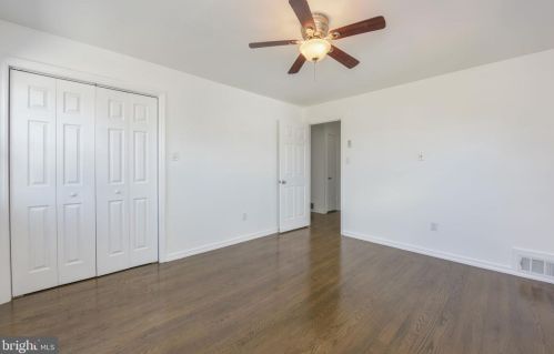 6916 Westhampton Dr, Alexandria VA 22307-1528 exterior