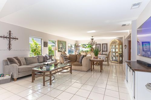 1411 19th St, Boca Raton FL 33486-6513 exterior